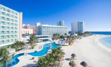Krystal Grand Cancún All Inclusive