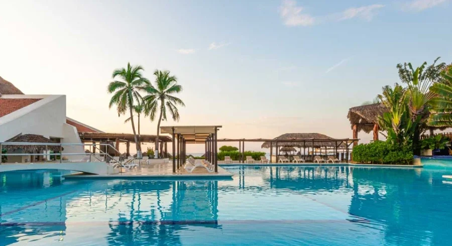 Park Royal Beach Ixtapa